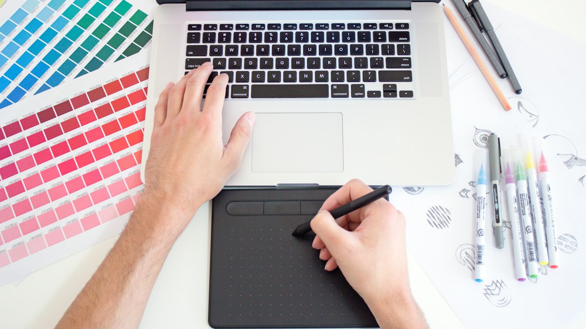 Graphic Design side hustle from home