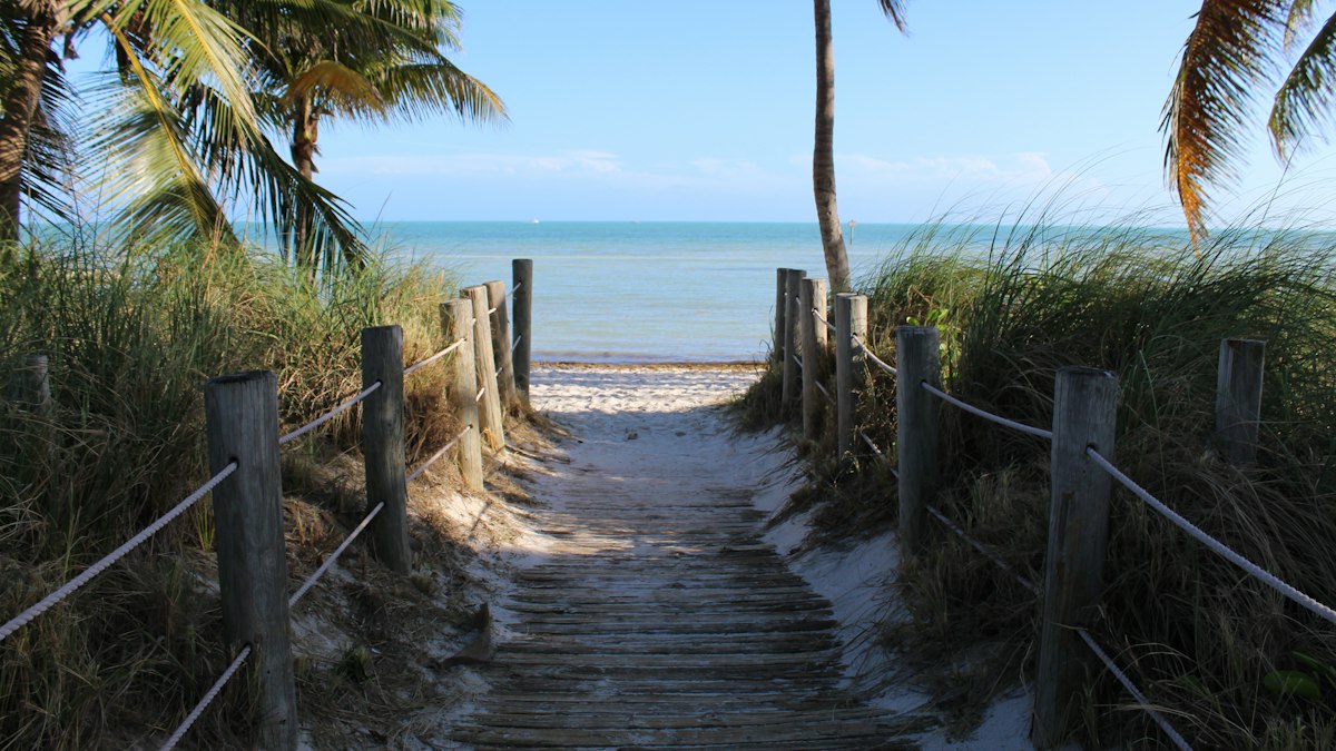 Top 10 Warm Winter Getaways in the US to Escape the Cold